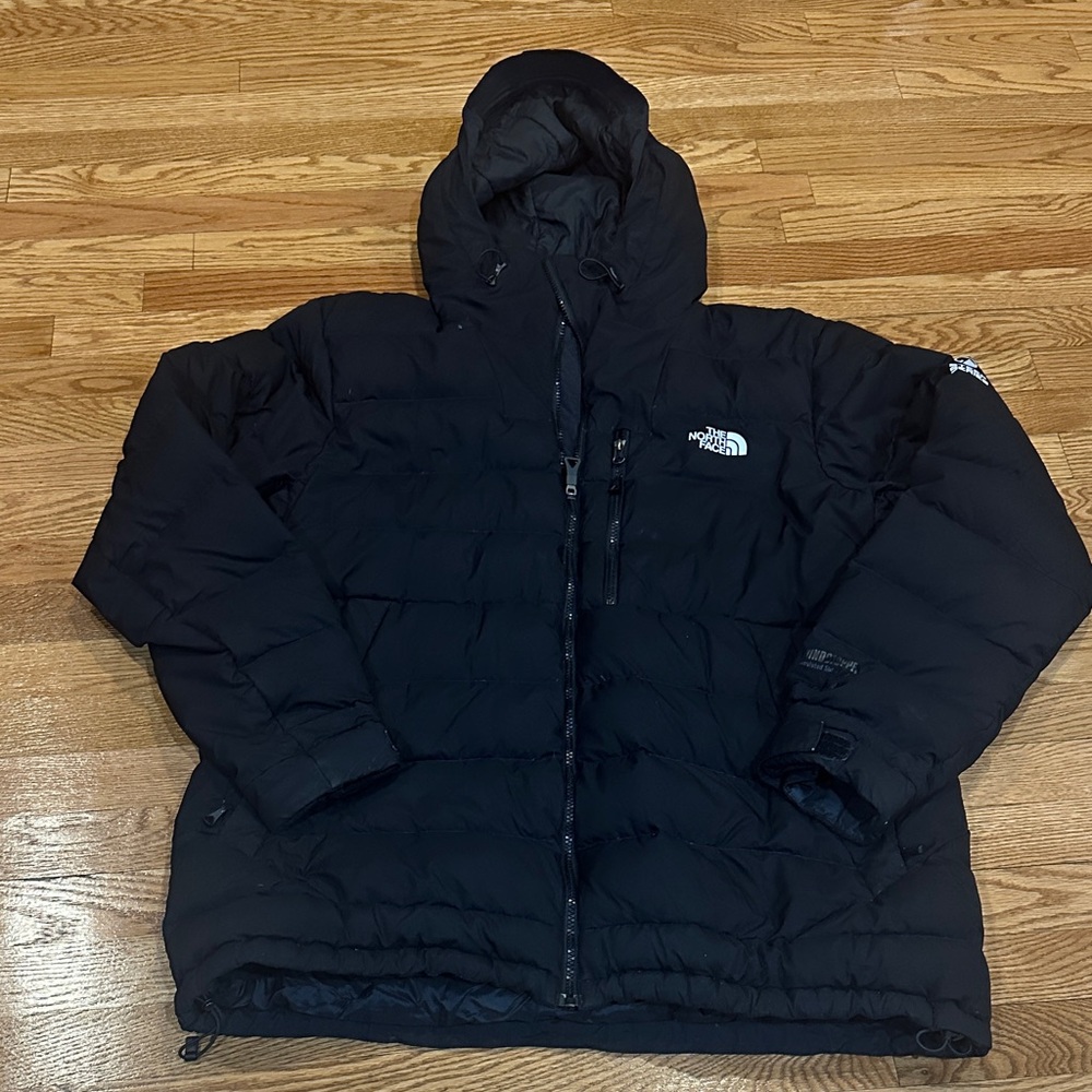 The North Face Men's Dark Puffer Jacket